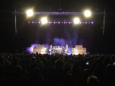 EV X-Line新一代线阵列扬声器助力ZZ Top乐队明尼苏达州伯米吉站巡演