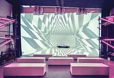 Vivitek(丽讯)激光投影打造震撼赛车3D Mapping Show