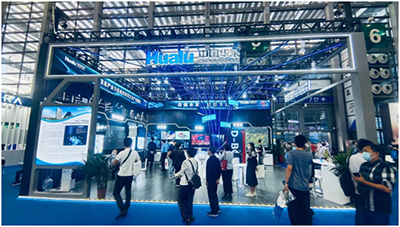 “新突破、新产品、新创意” 今年高交会华录展厅有点不一般！