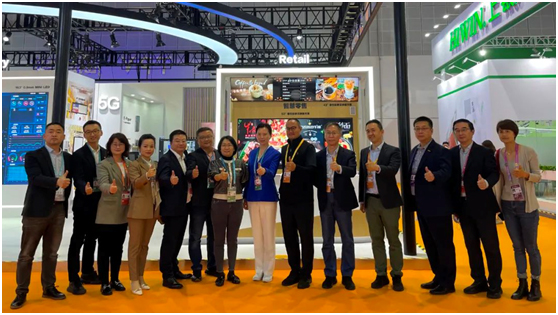 飞利浦精彩亮相第五届中国国际进口博览会,展示全屏视讯新生态!